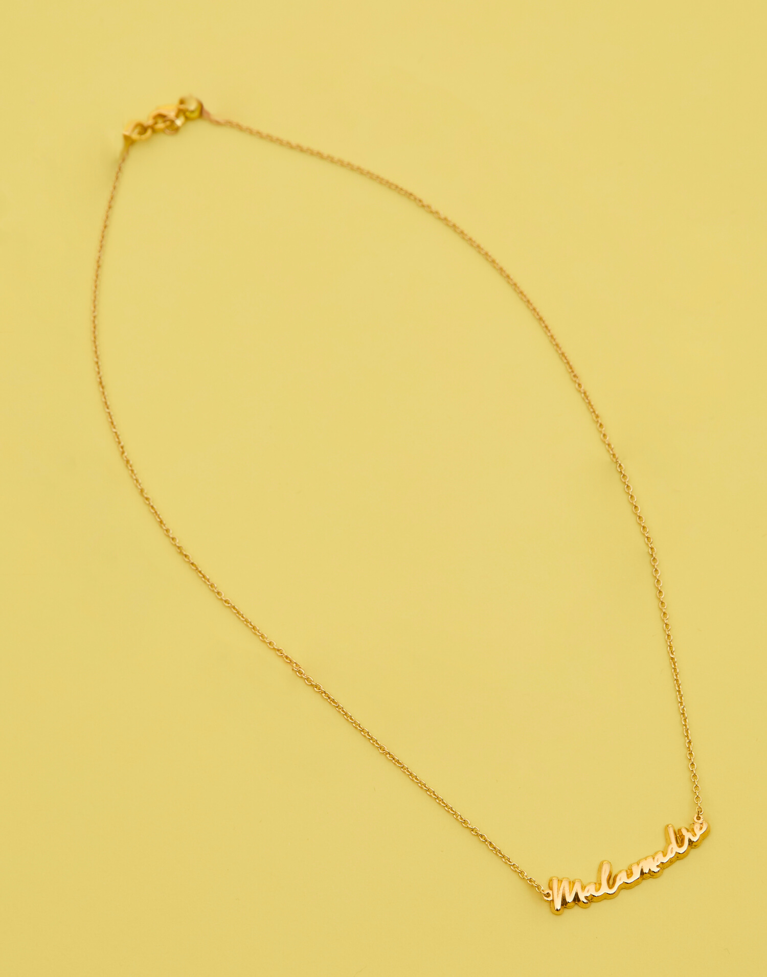 Colgante dorado Malamadre