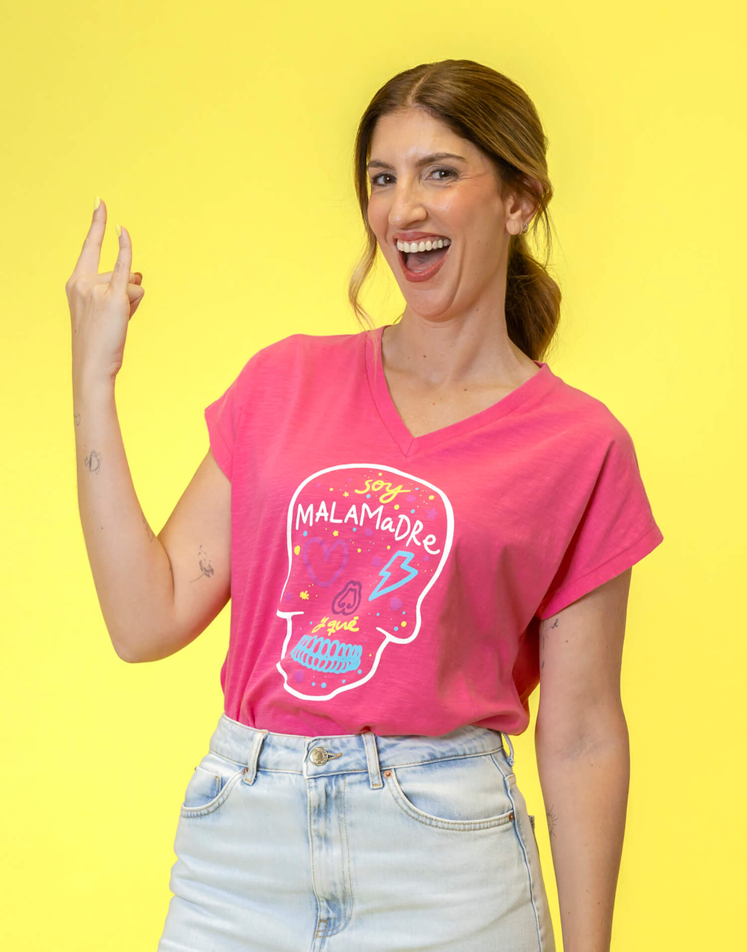 Camiseta fucsia calavera