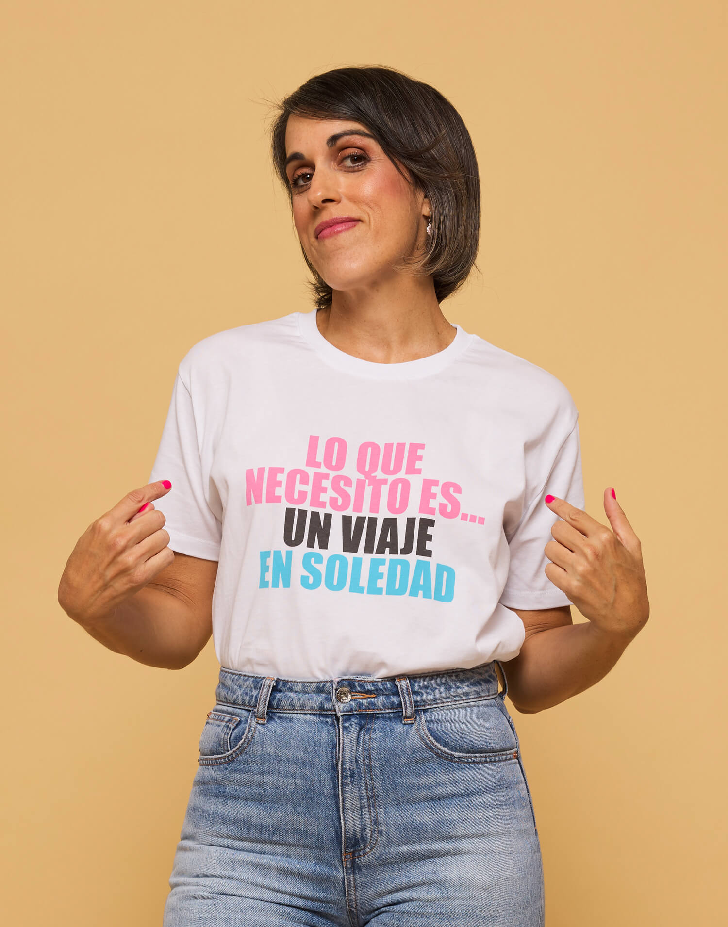 Camiseta blanca viaje en soledad