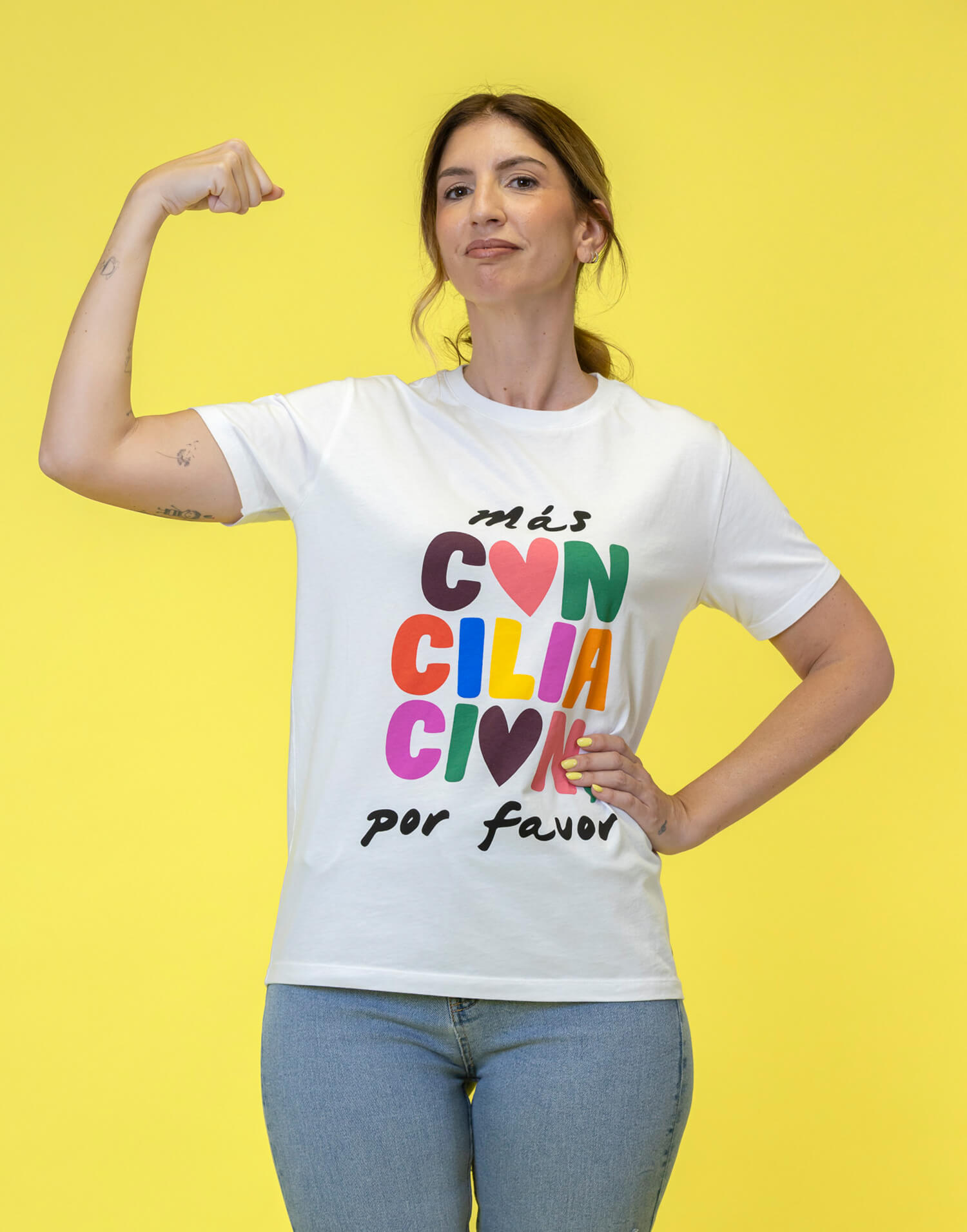 Camiseta blanca más conciliación